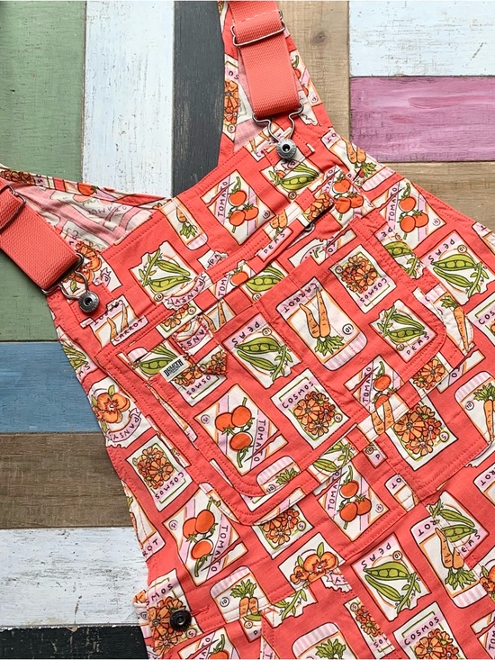 Duluth Trading Co Pants - NWT Duluth Medium x31L Heirloom Gardening Bib Overalls Coral Seed Packets Farm